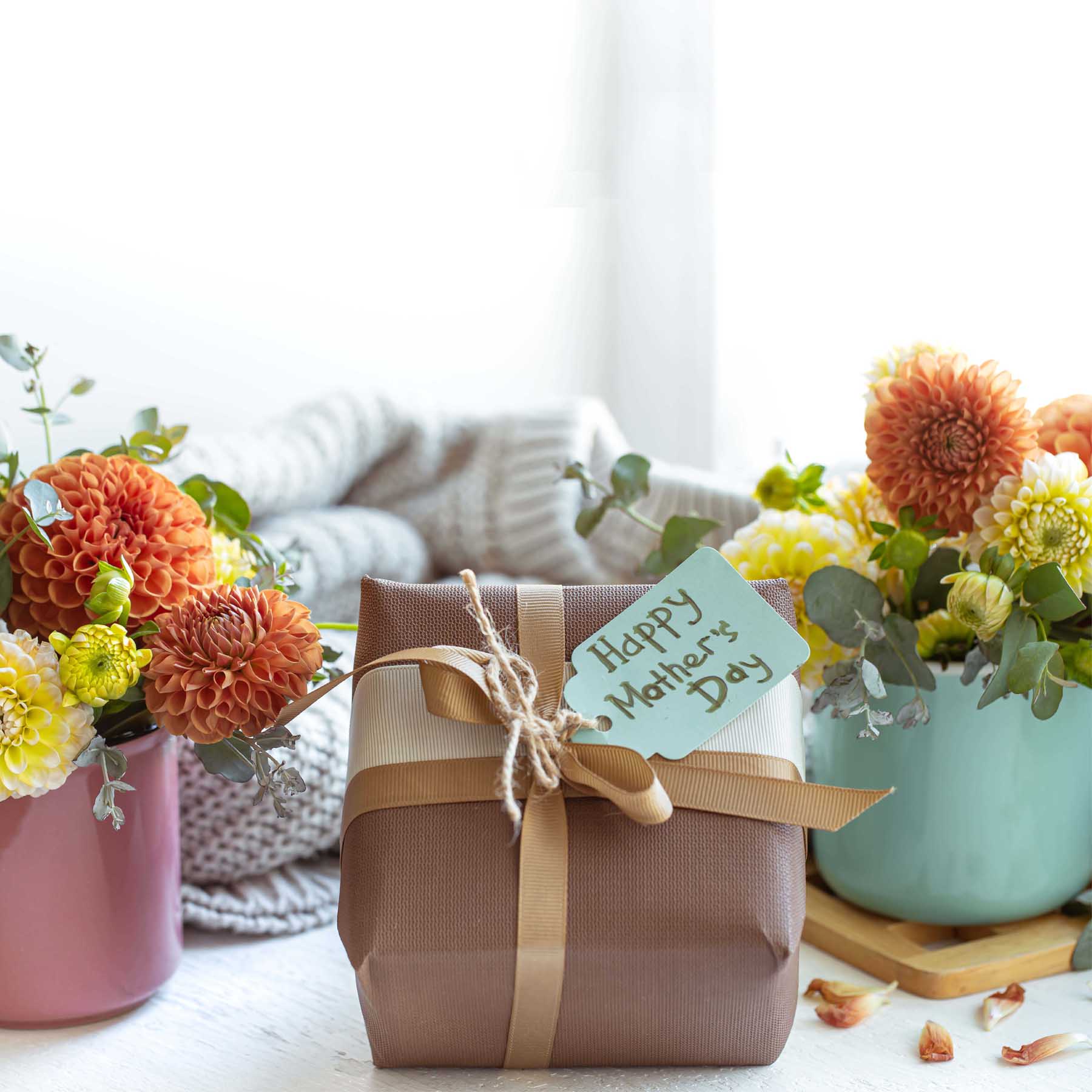 Your mom deserves an appreciation, Gift her a hamper on this Mothers Day!