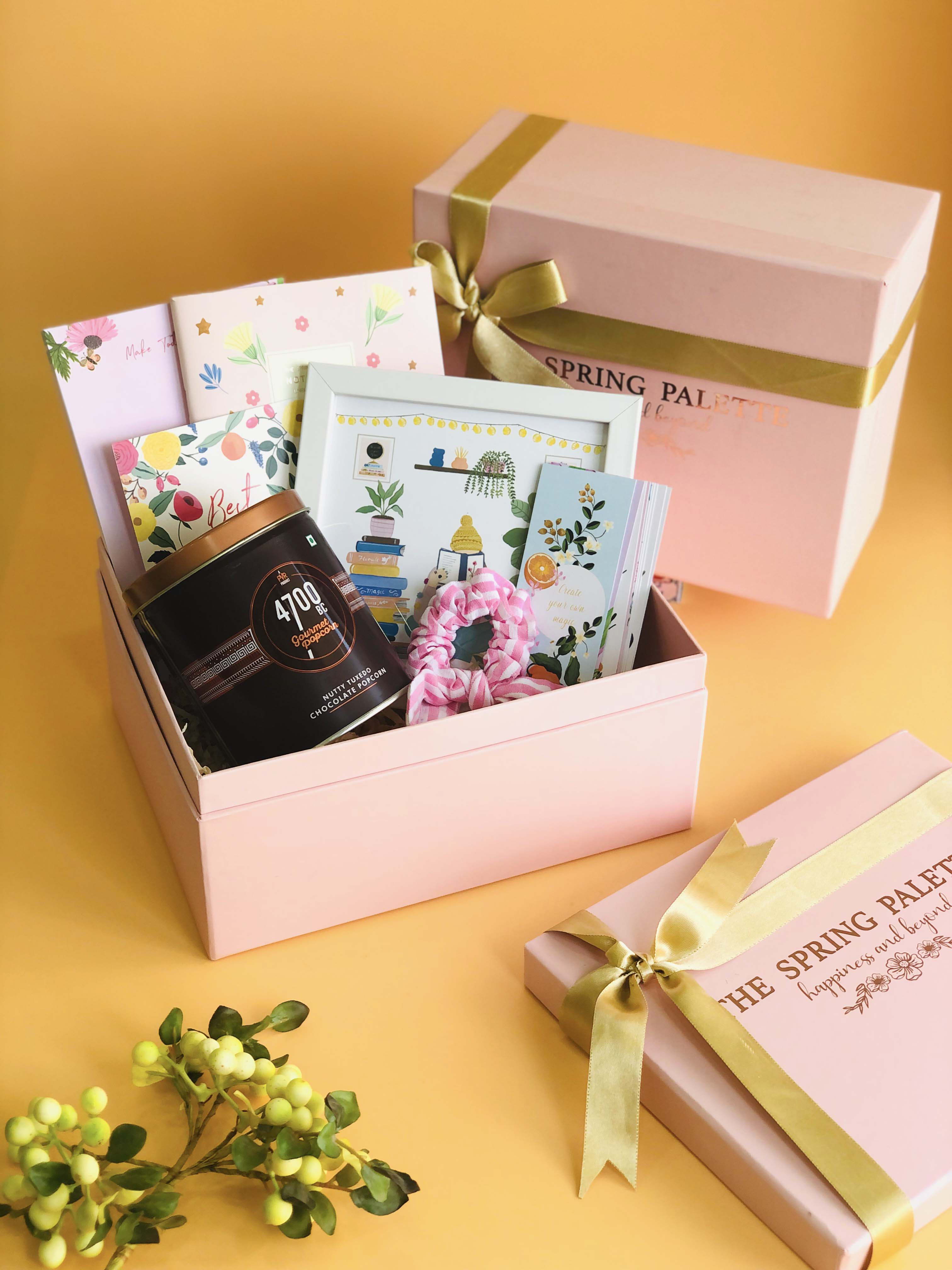 The Spring Palette Gift Book Lover Gift Set