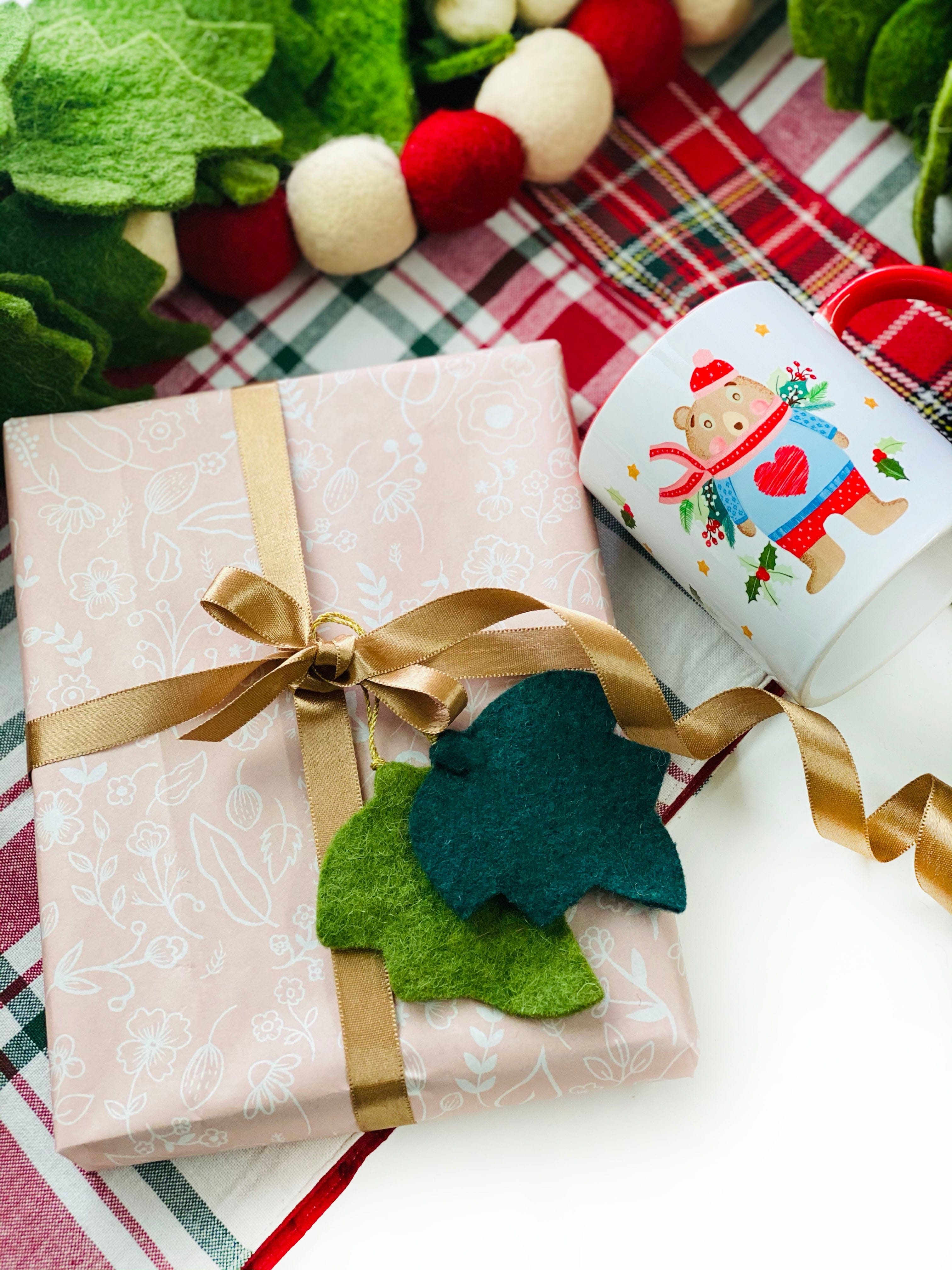 Leafy Ornament (Set Of 4) - The Spring Palette