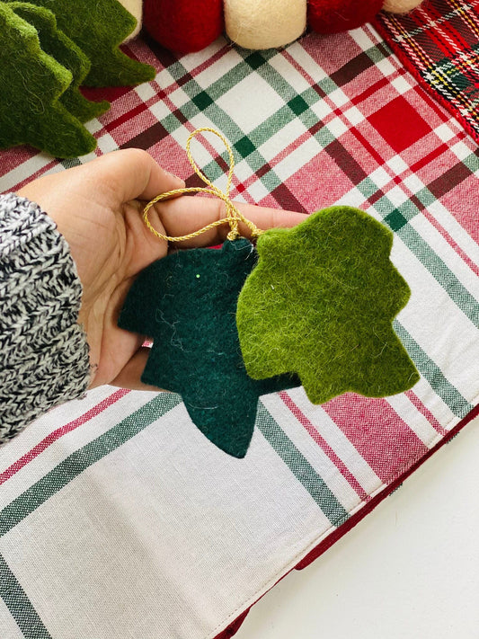 Leafy Ornament (Set Of 4) - The Spring Palette